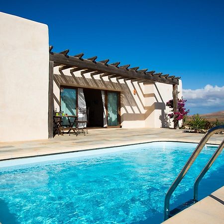 Villa Upupa ลาโอลีวา ภายนอก รูปภาพ